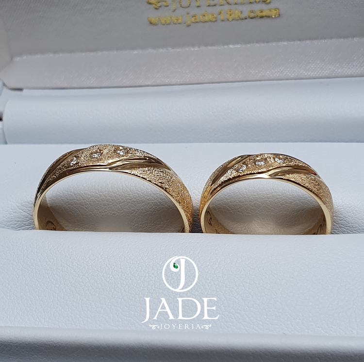 Aros de matrimonio Amor en oro 18k – Jade18k (vista 3)