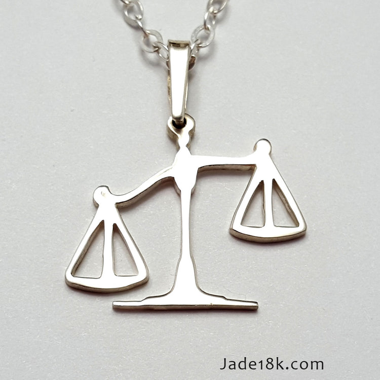 Dije de Derecho en Plata Ley – Jade18k