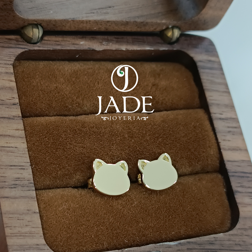 Aretes de gato
