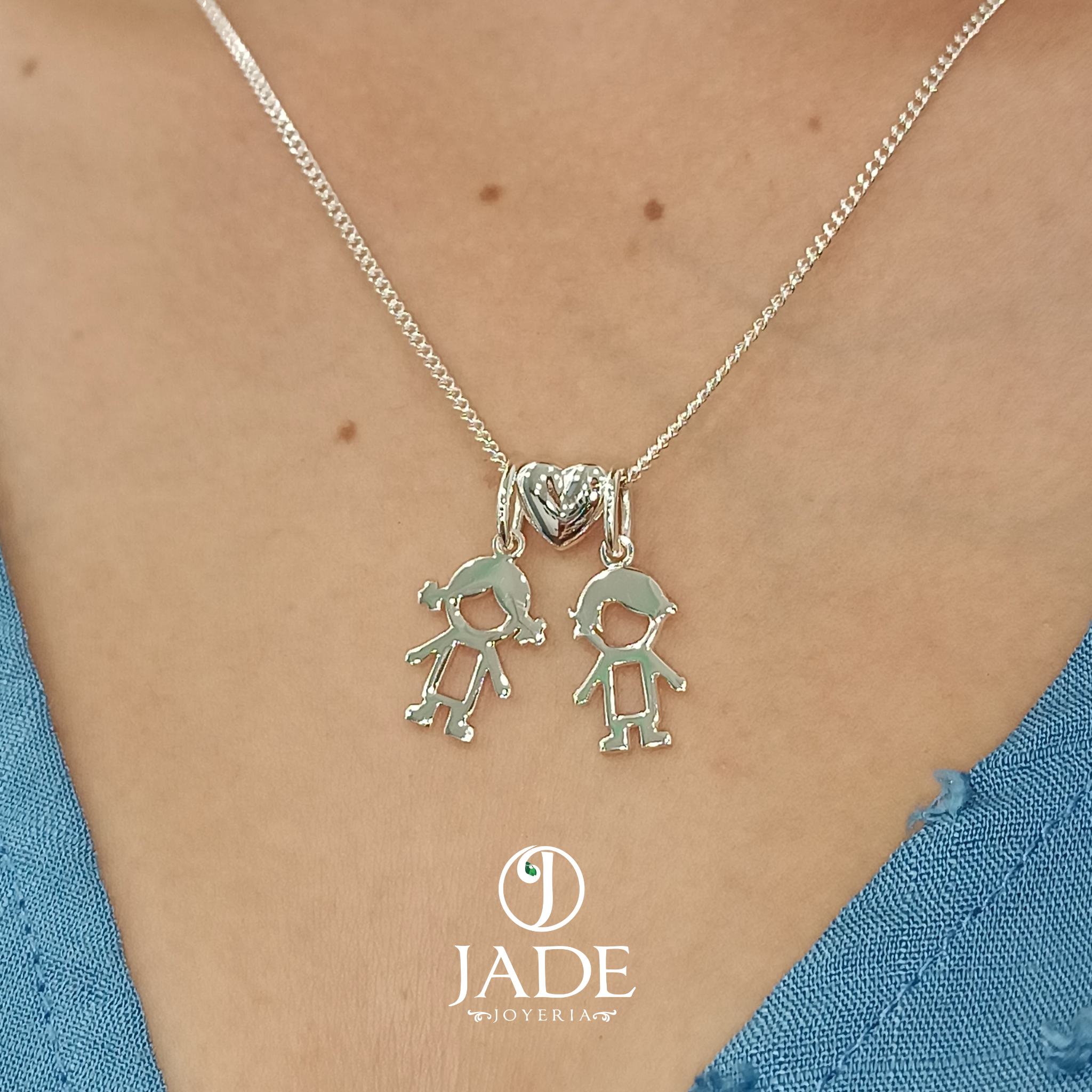 Dije de niña,corazón,niño en plata ley