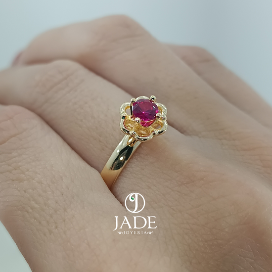 Anillo silueta de rosa con piedra central en oro 18k – Jade18k (vista 3)