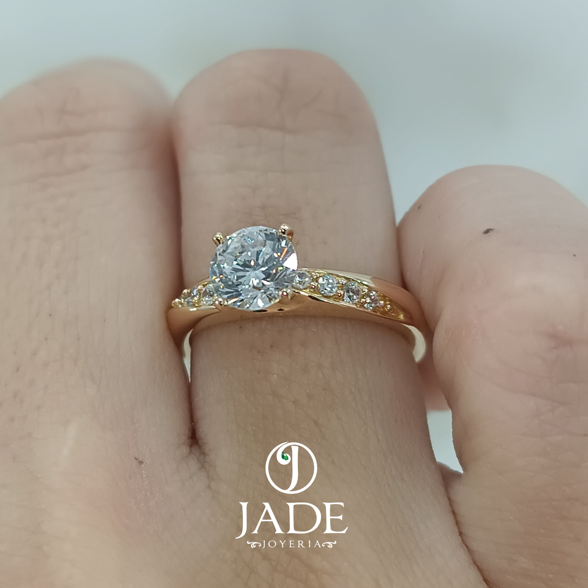 Anillo de Compromiso"April"