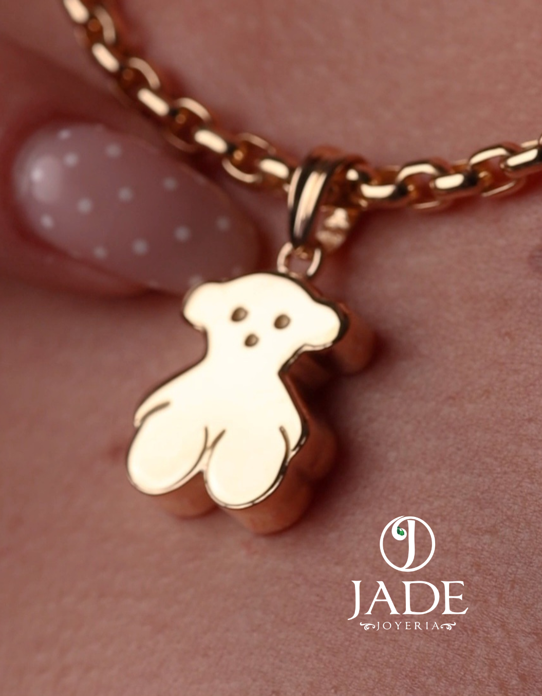 Dije de oso tous en oro 18k