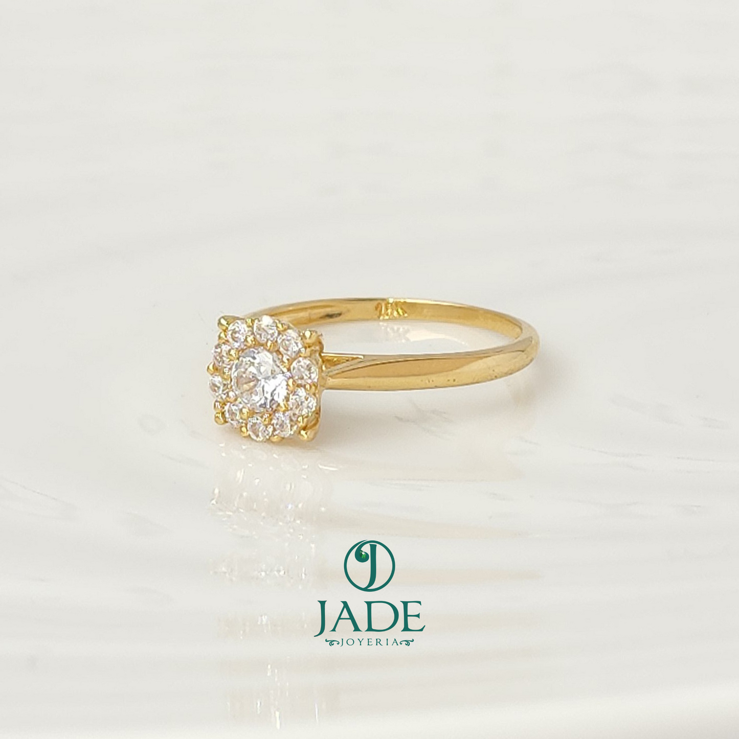 Anillo Margarita de compromiso en oro 18k