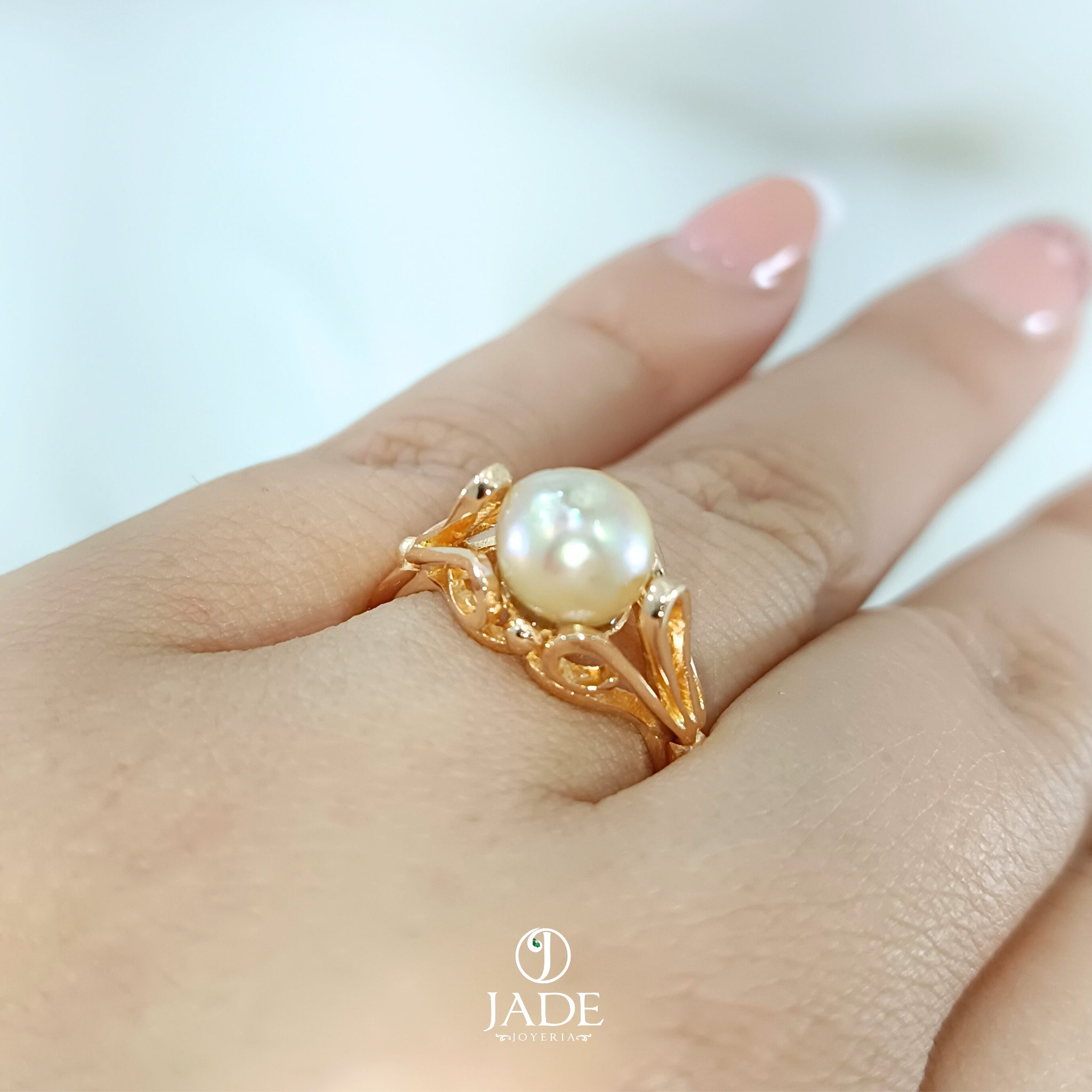 Anillo de compromiso con Perla