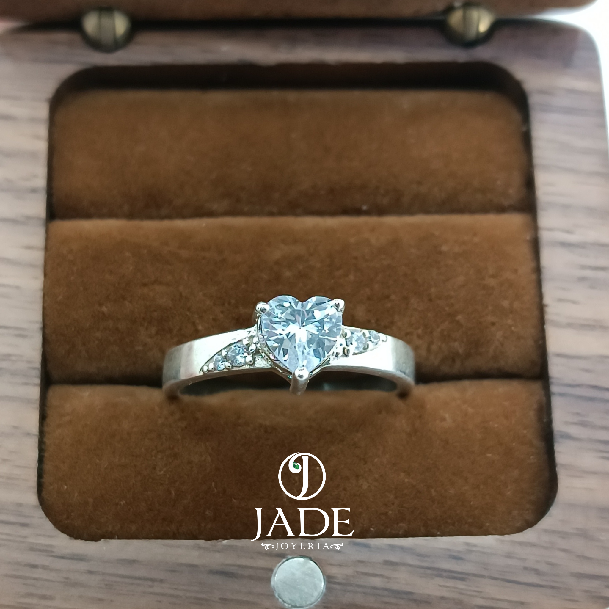 Anillo Piedra Corazón