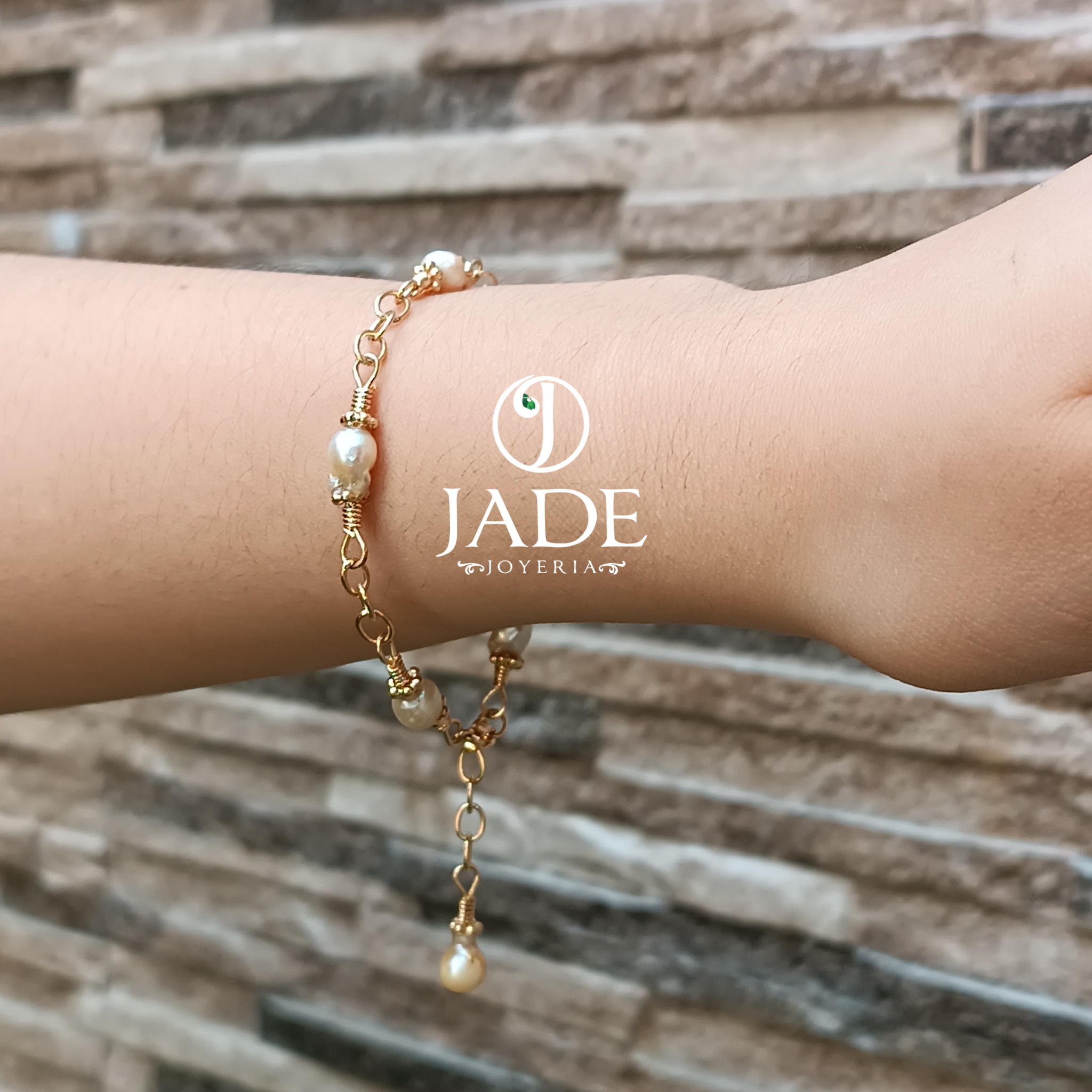 Pulsera retro con perlas