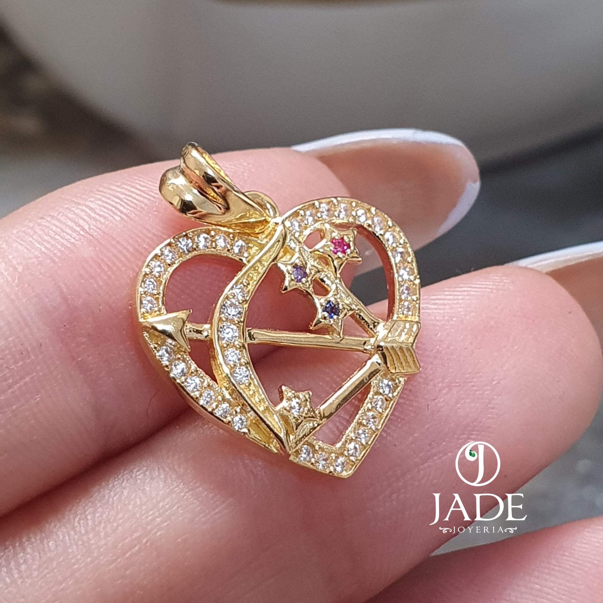 Dije Corazón flechado