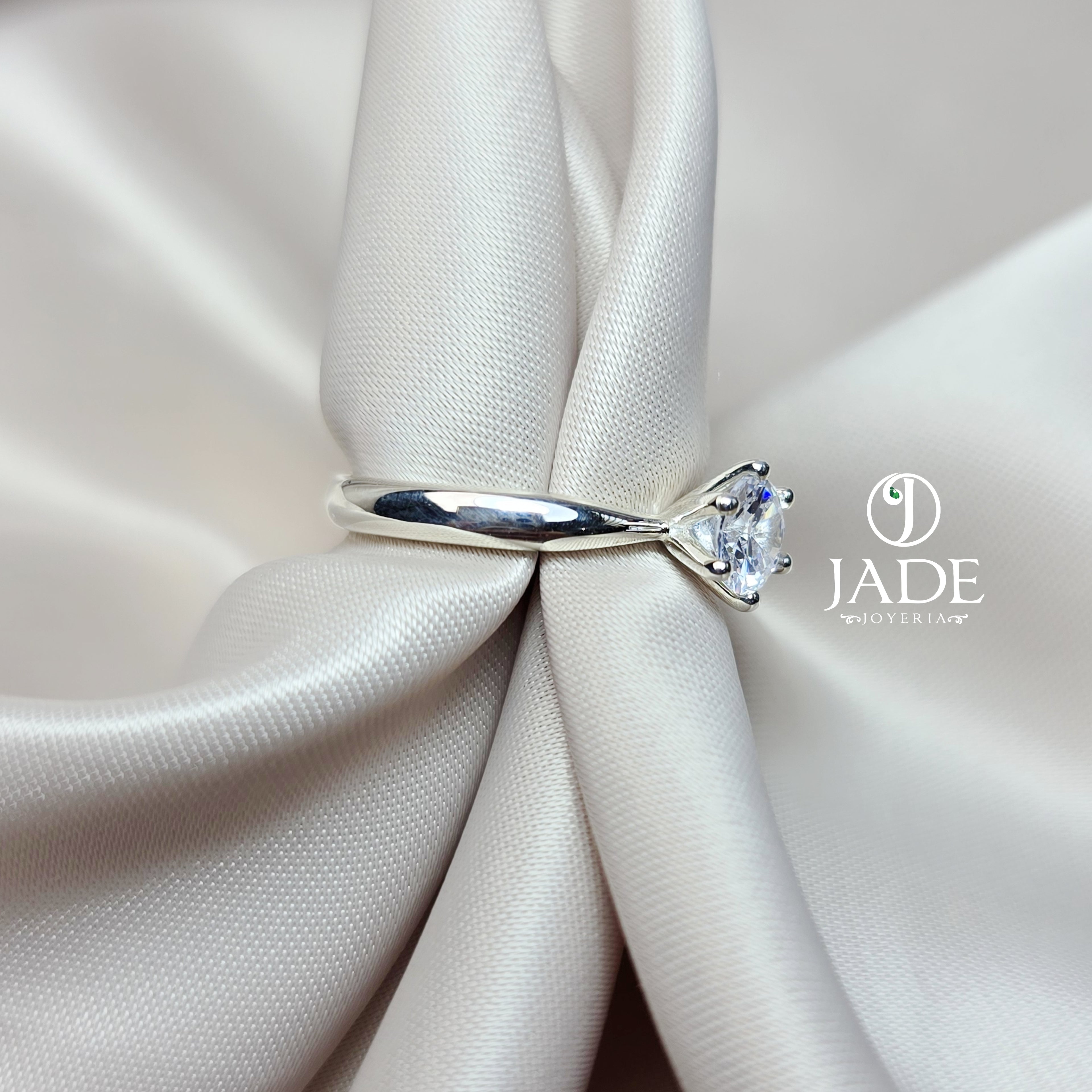 Anillo de Compromiso Plata "Ivette "