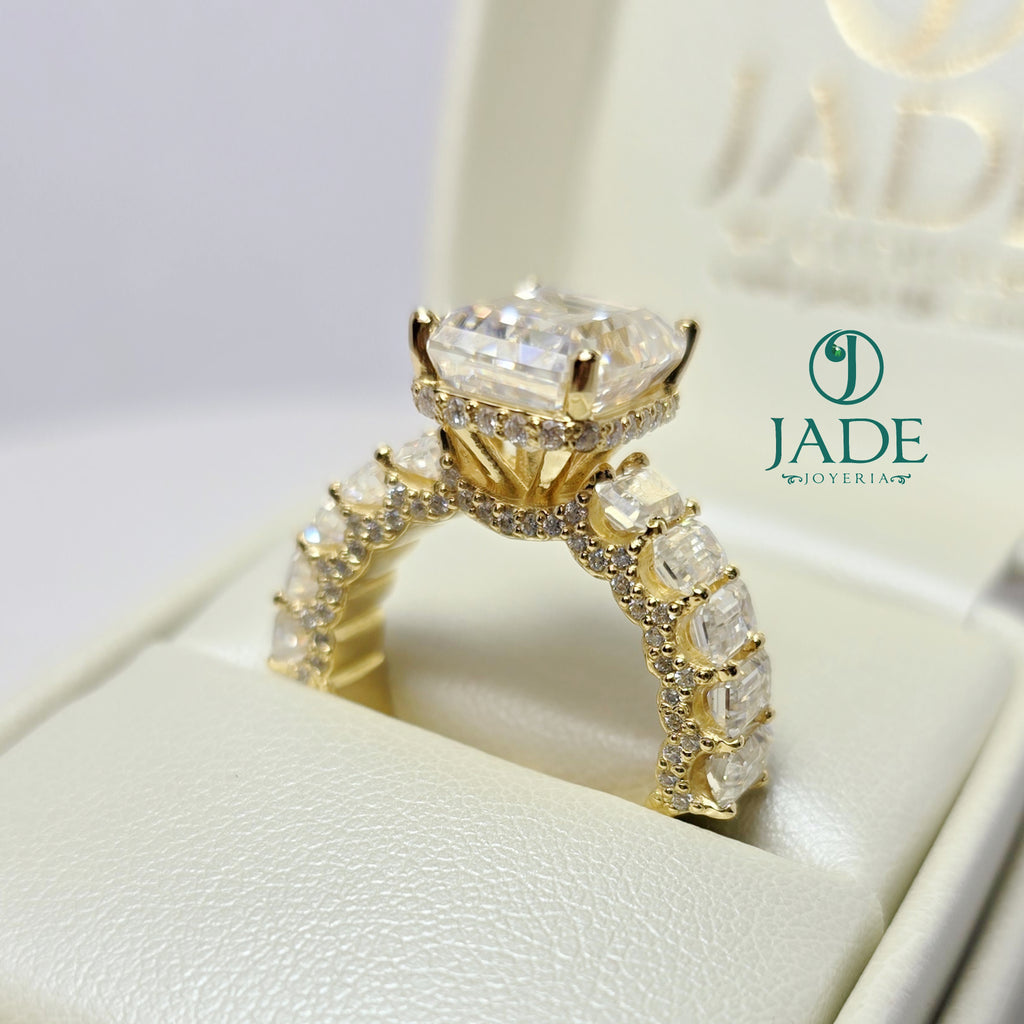 Anillo de Compromiso Lucía