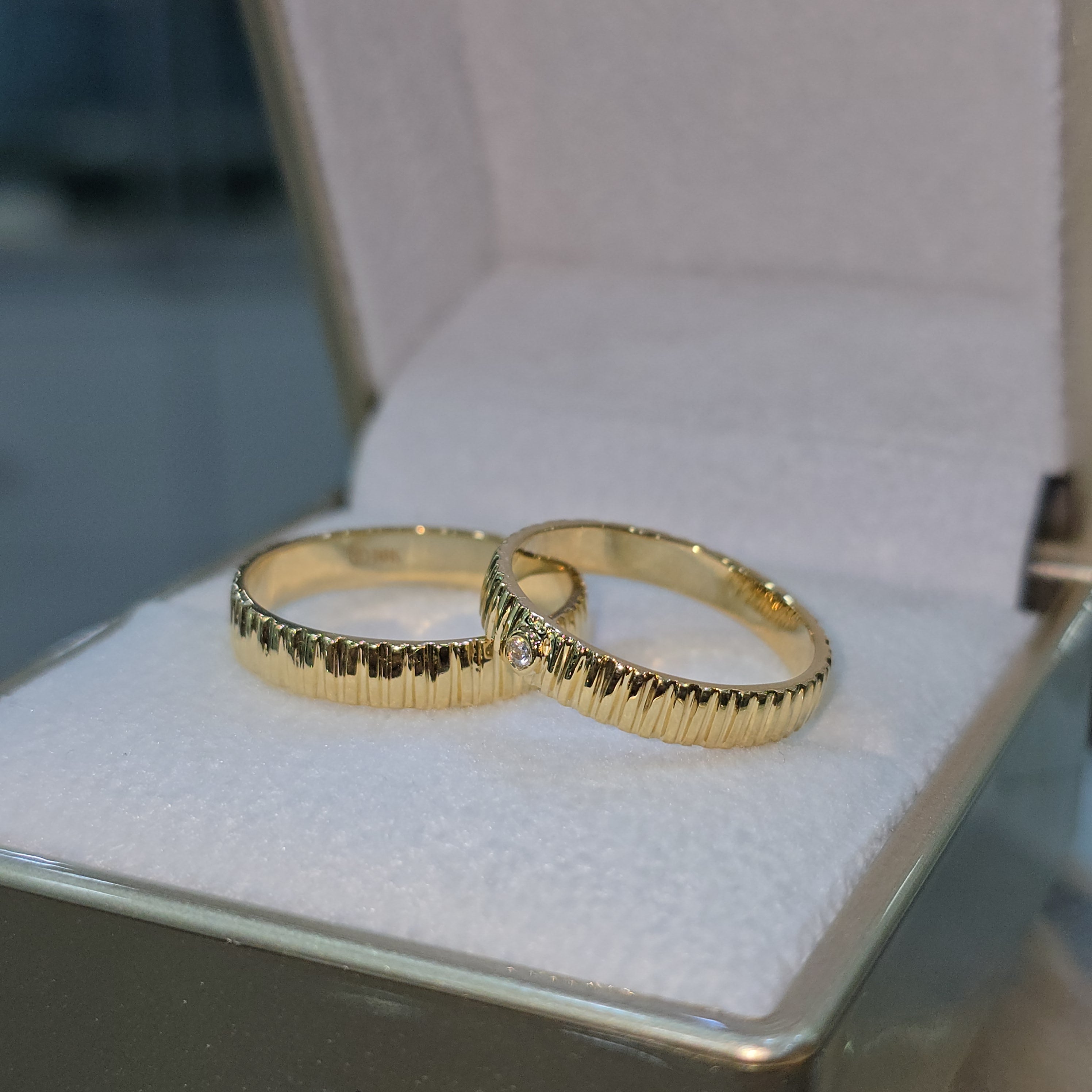 Aros de boda en oro 18k Eternidad mia