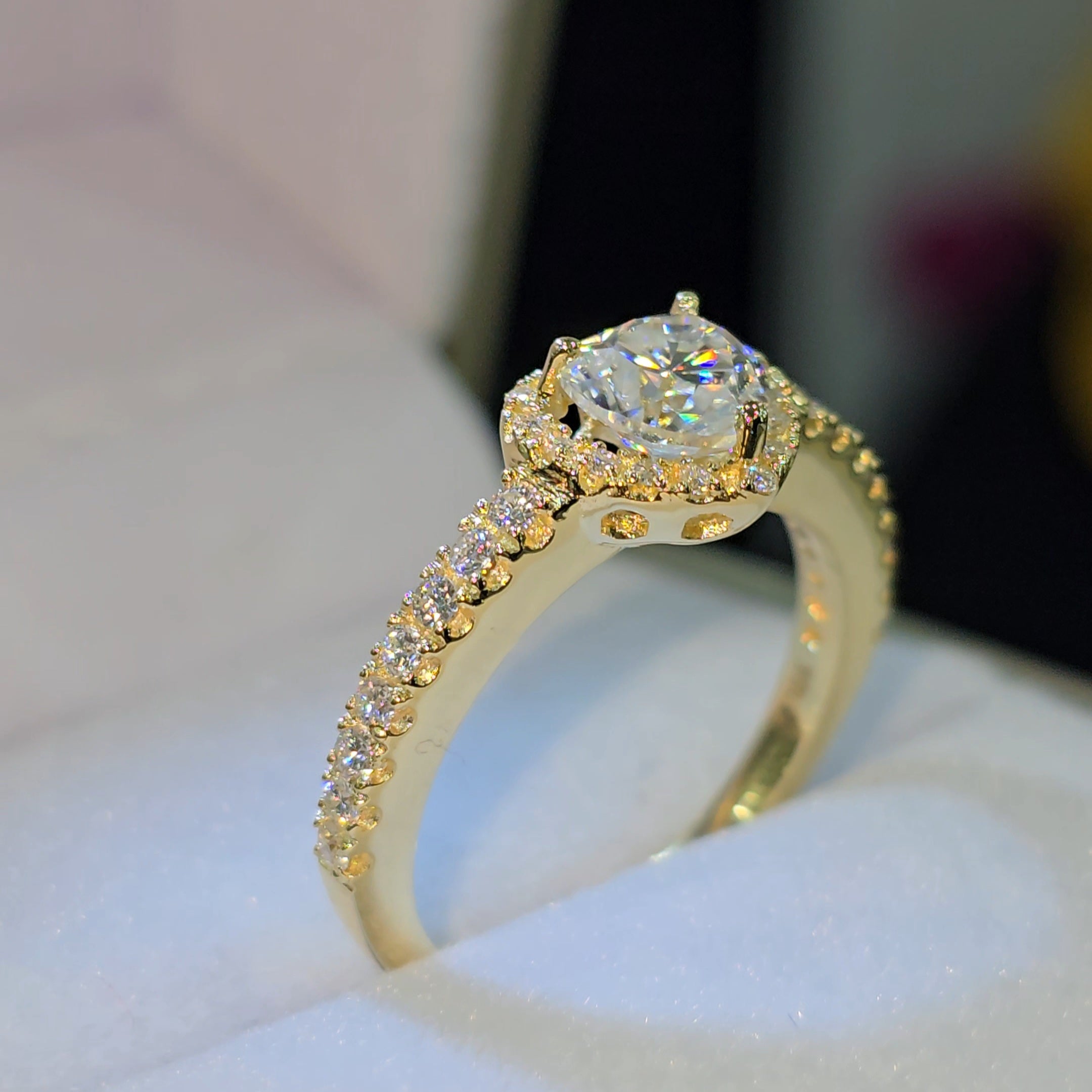 Anillo de Promesa con Moissanite Corazon Brillante