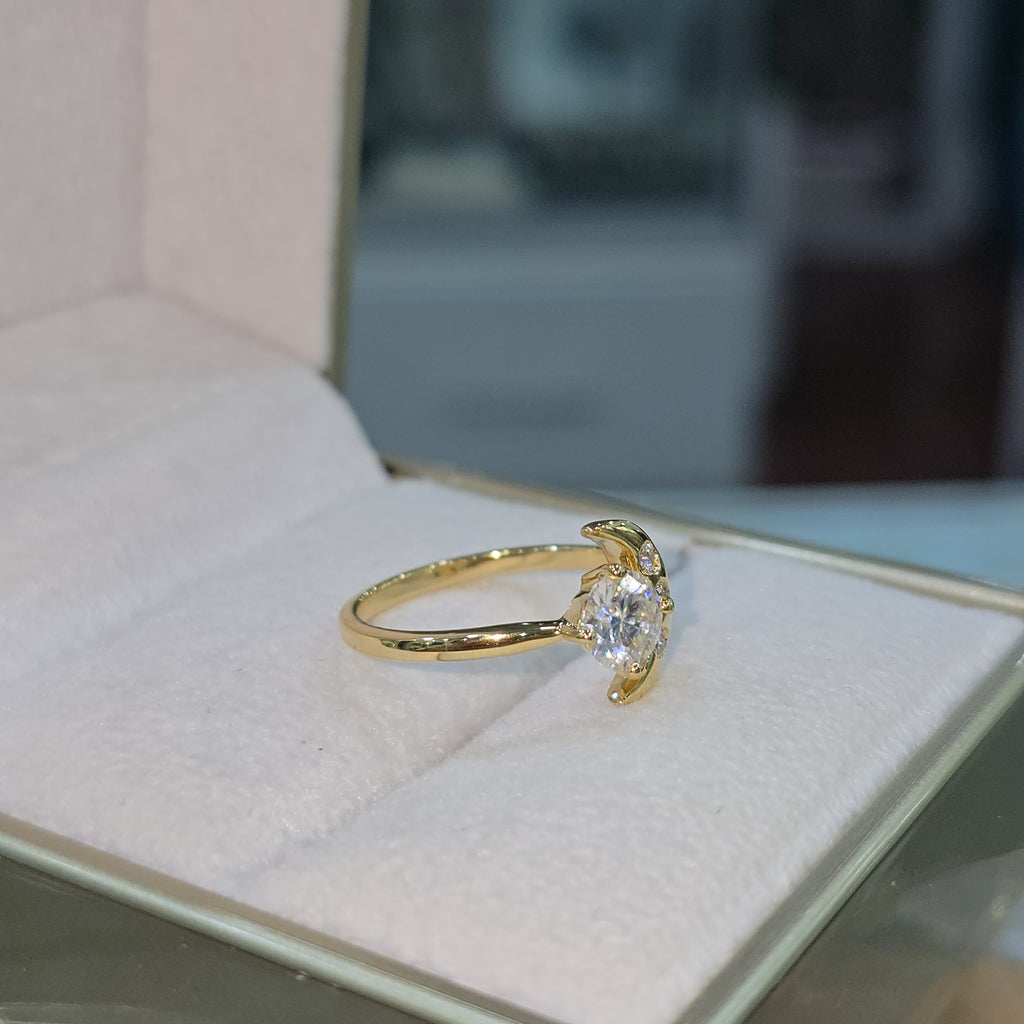 Anillo con Moissanite Luna Brillante