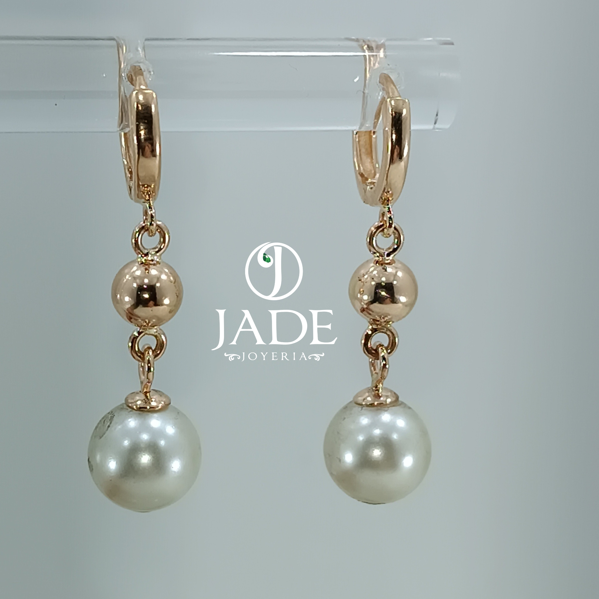 argollas colgantes con perlas