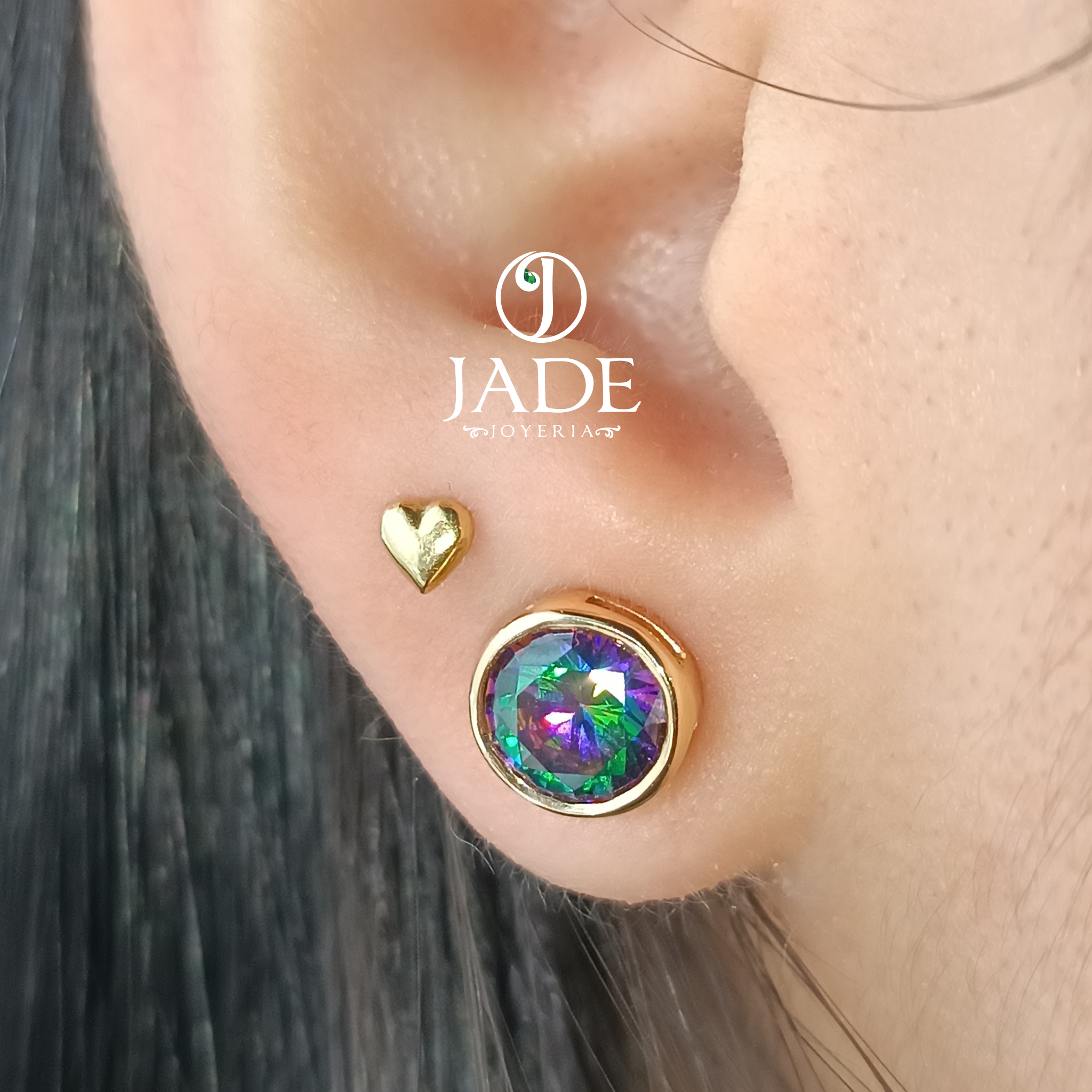 Aretes con piedras tornazoladas