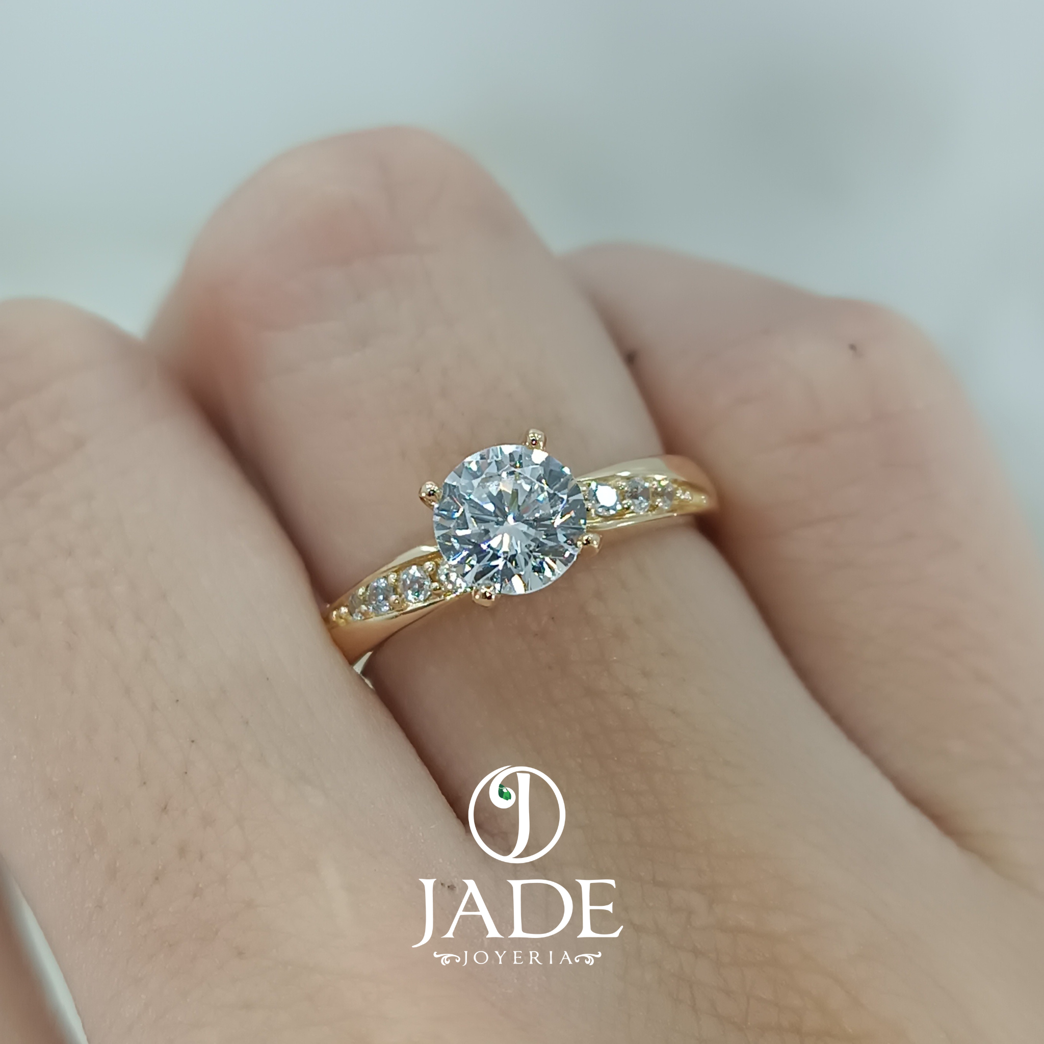 Anillo de Compromiso"April"