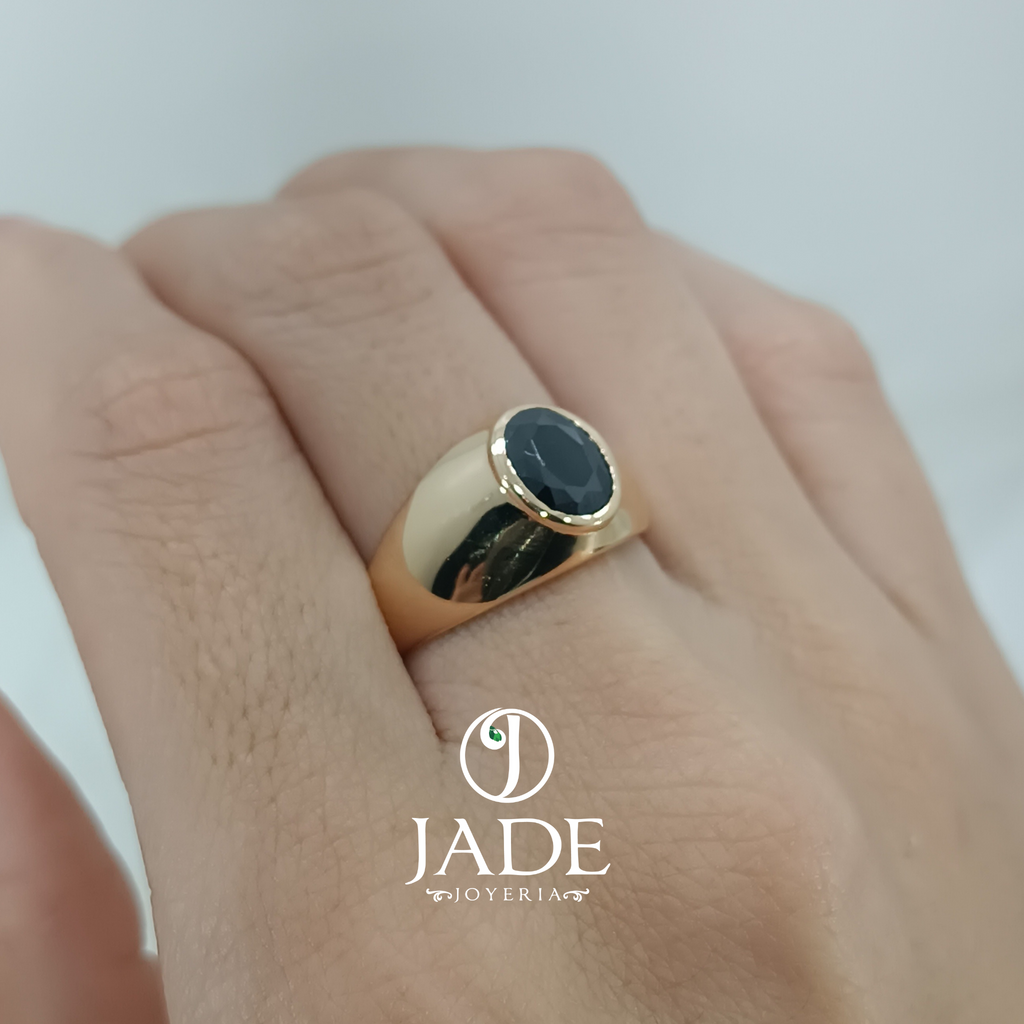 Anillo Bolichera con piedra central ovalada