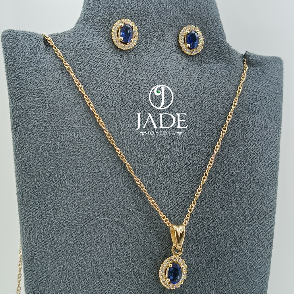 Juego de aretes y collar con zafiro natural
