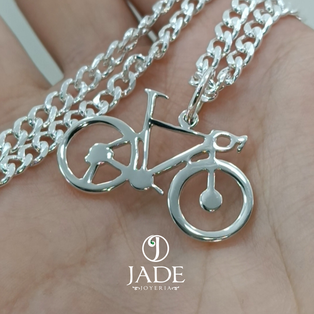 Dije de bicicleta en plata ley