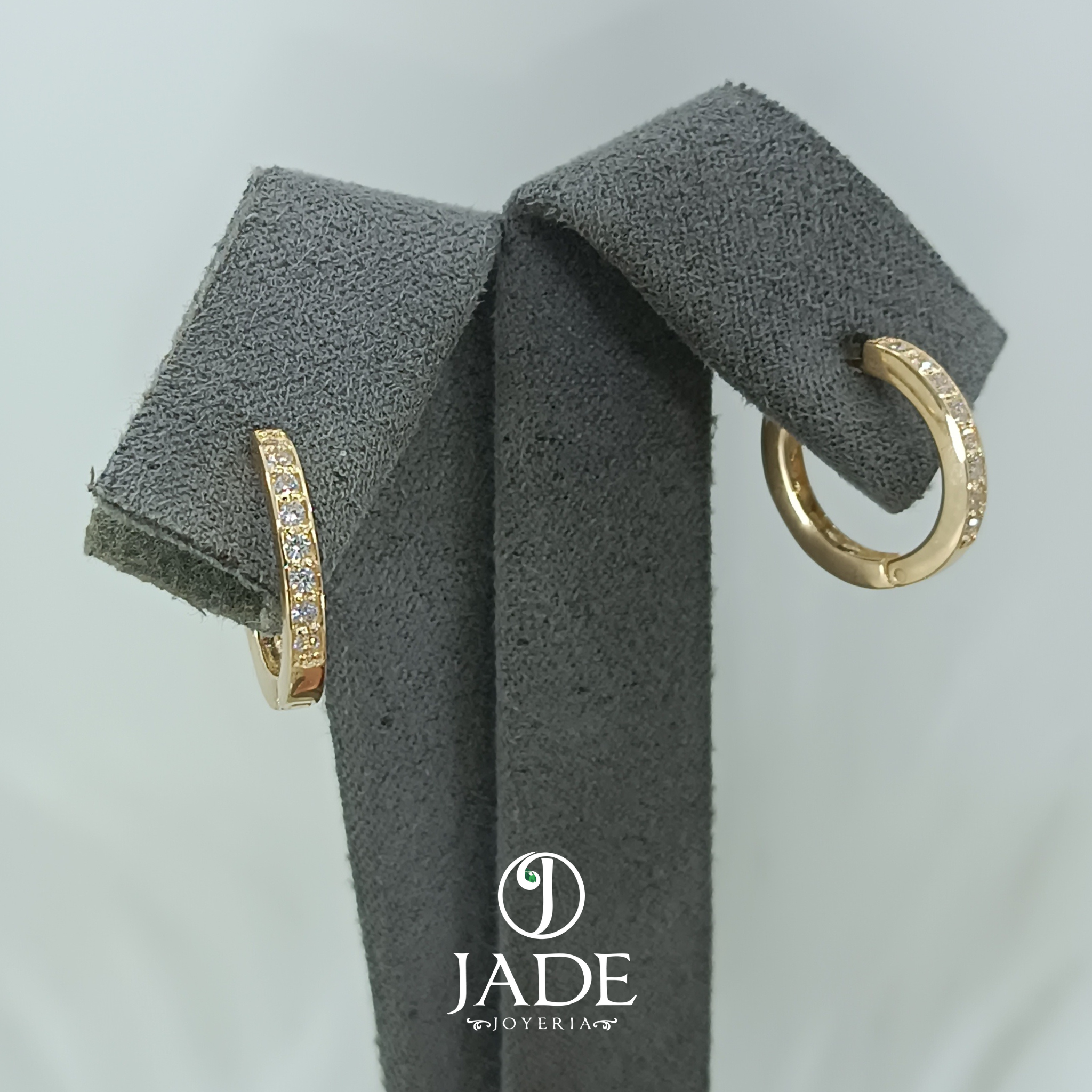 Argollas con piedras