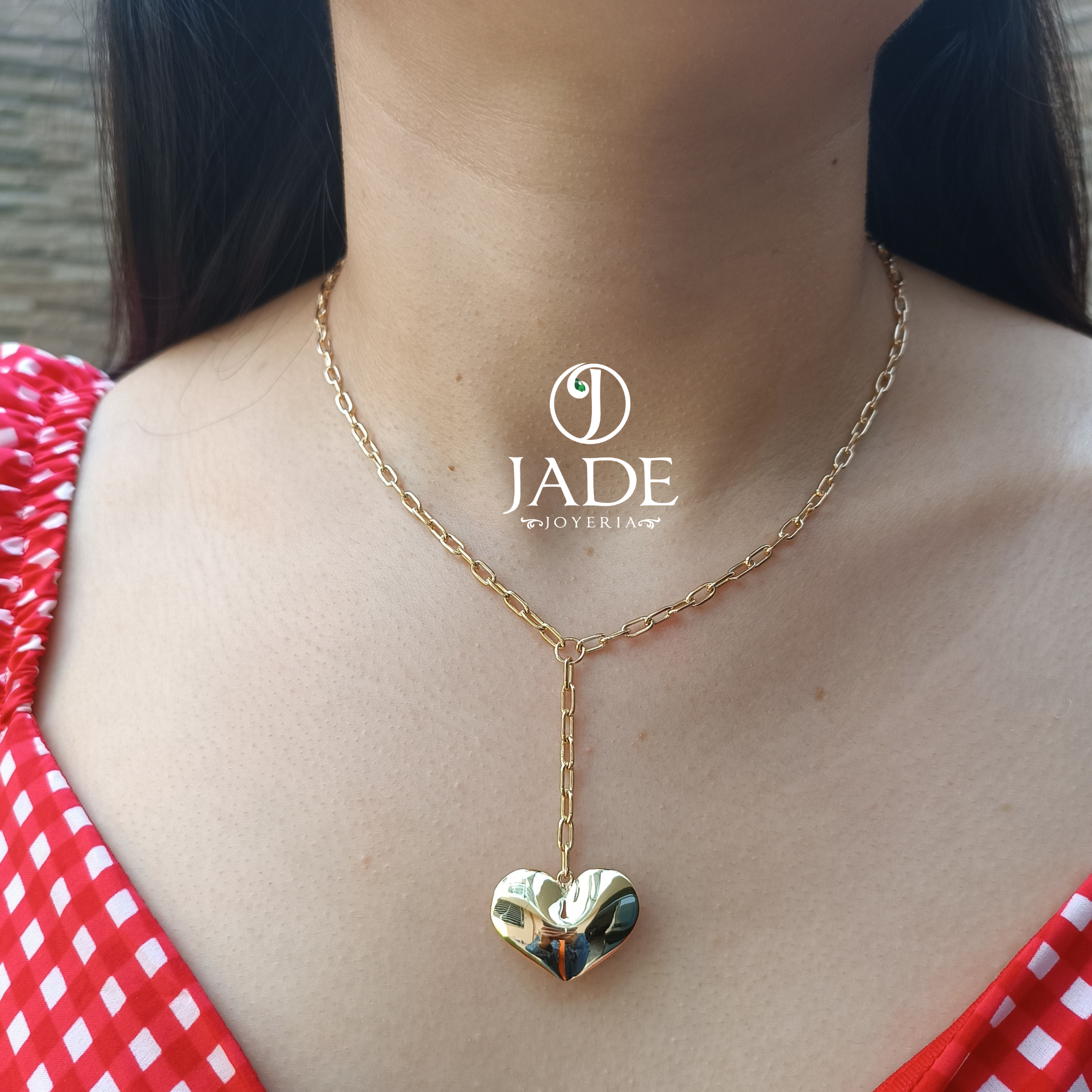 Collar prisma con dije corazón