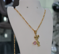 Collar con Dije Muñequita