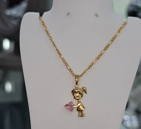 Collar con Dije Muñequita
