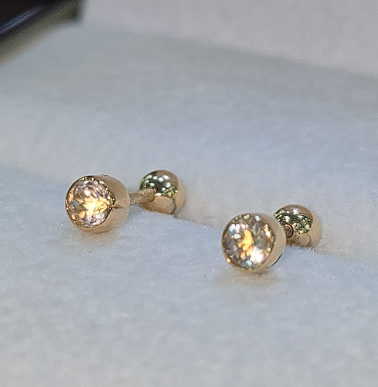 Aretes de Bebé Brilla siempre
