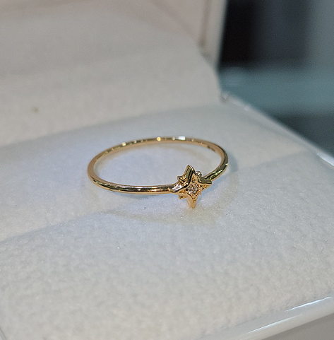 Cintillo con Moissanite Galaxia