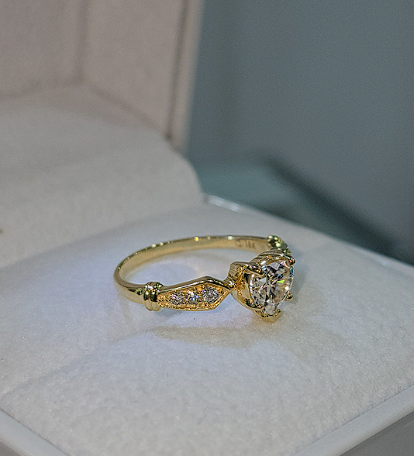 Anillo de Promesa con Moissanite Mi corazón es tuyo