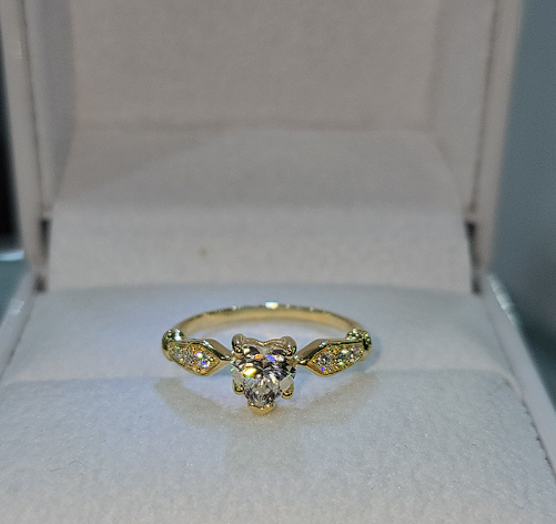 Anillo de Promesa con Moissanite Mi corazón es tuyo