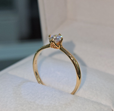 Anillo de Promesa Moissanite Mi camino