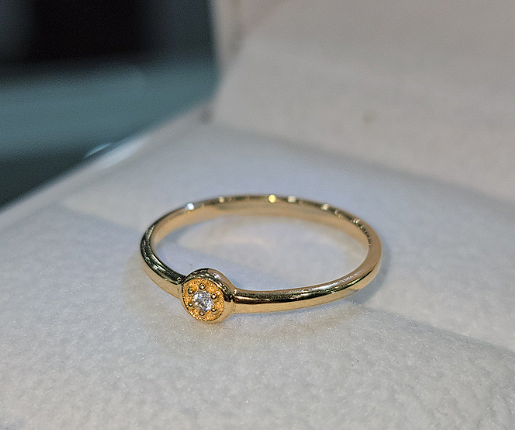 Anillo Moissanite Future