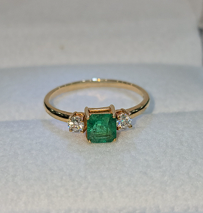 Anillo con Piedra Natural Esmeralda Fé