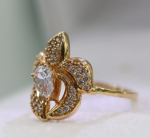 Anillo Circón Crystal