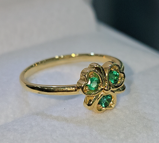 Anillo Esmeraldas Naturales