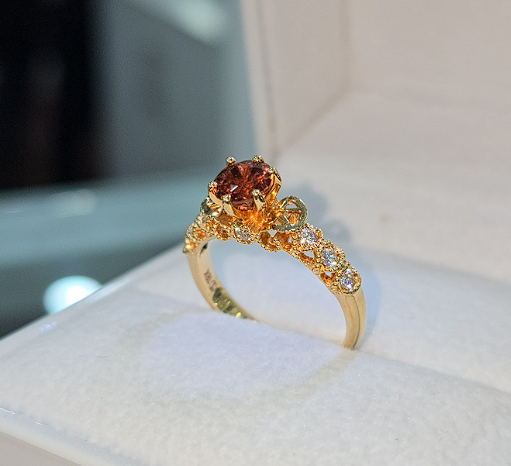 Anillo Turmalina Reina