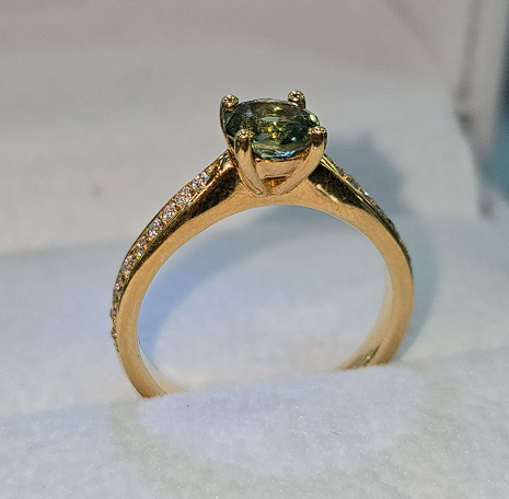 Anillo Turmalina Majestuosa