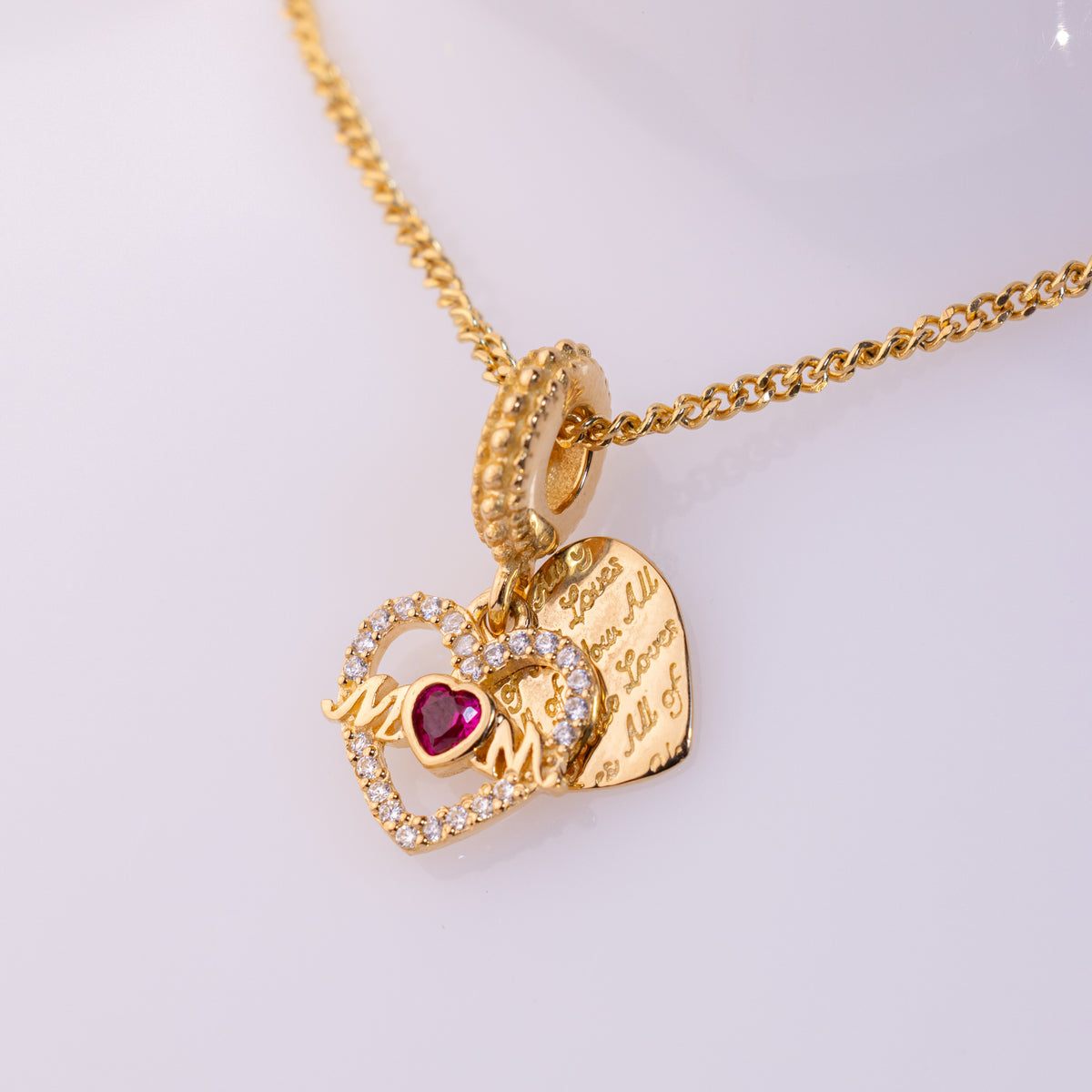 Dije con Moissanita MOM oro18k