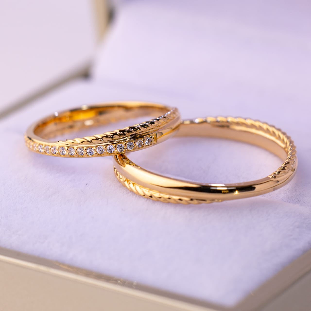 Aros de boda 18k  Brillante amor moisanita