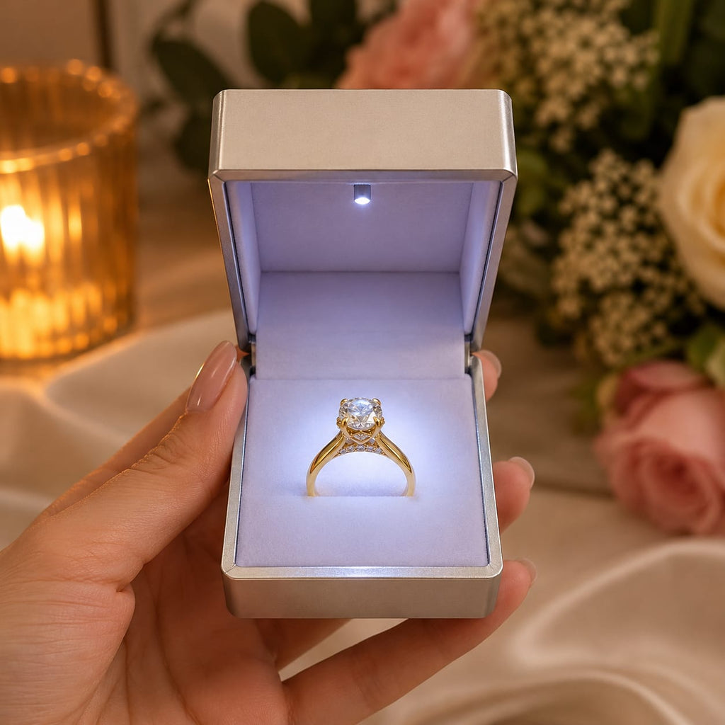 Anillo de compromiso con moissanite brillo y luz