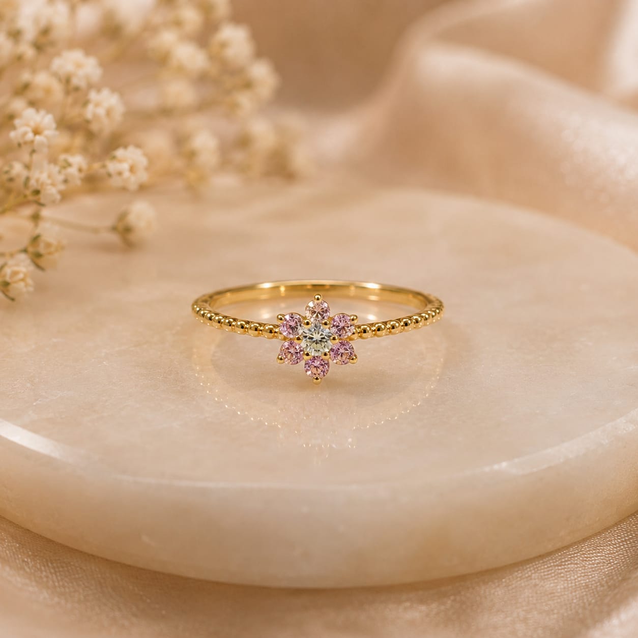 Cintillo Flor Rosada con Moissanite