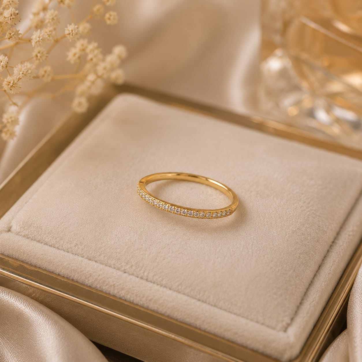 Cintillo con Moissanite Promesa Dorada