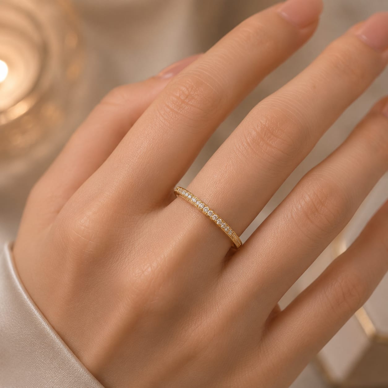 Cintillo con Moissanite Promesa Dorada