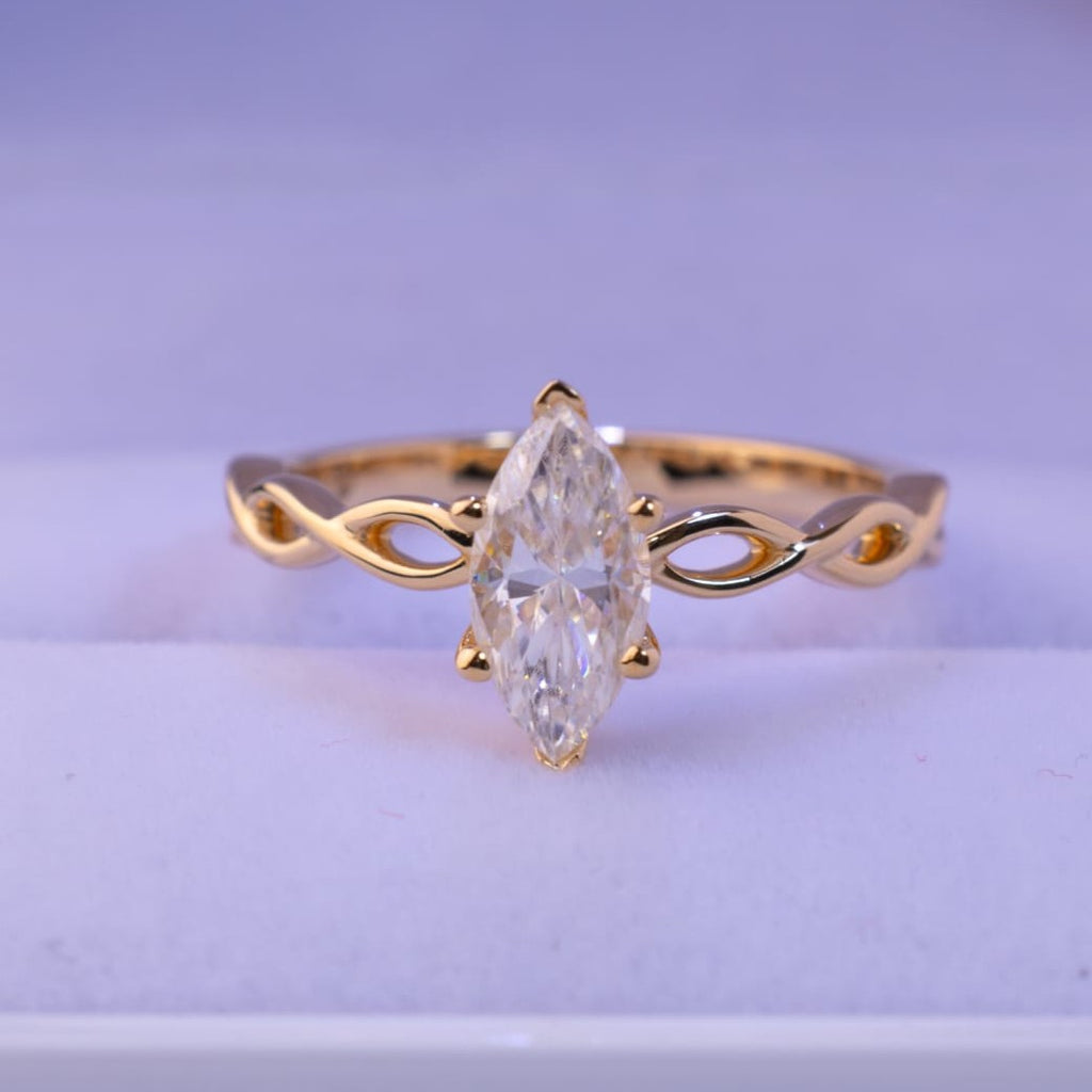 Anillo de compromiso con Moisanita El brillo de amor