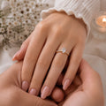 Anillo de compromiso con moisanitas Gotas de amor