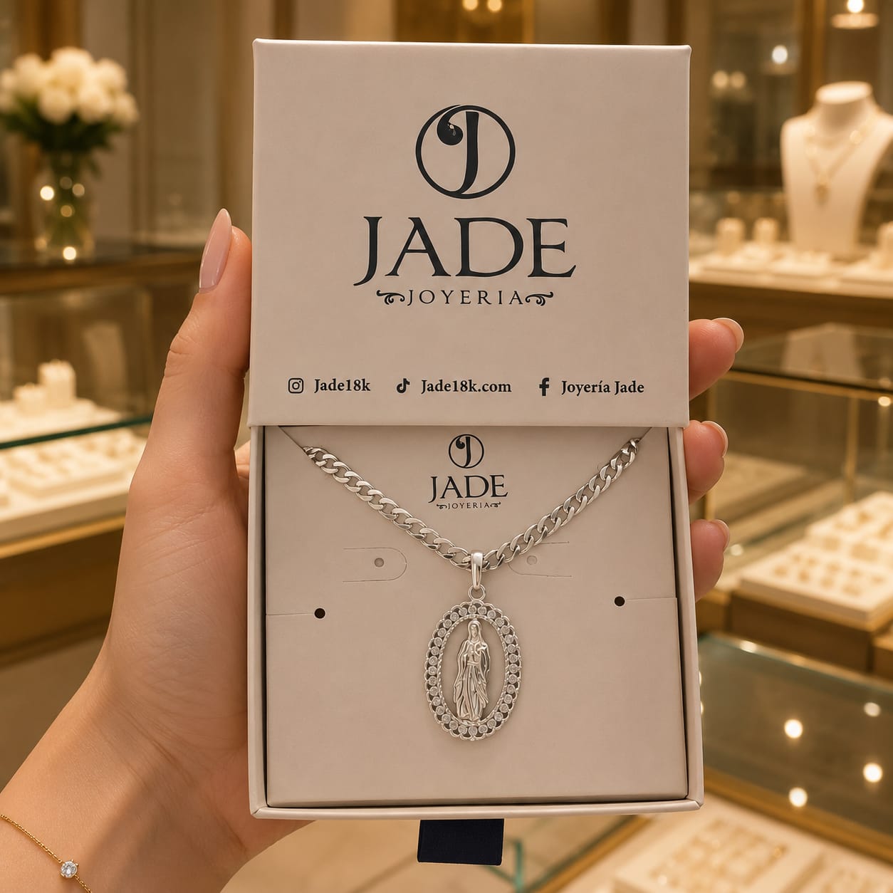 Dije Virgen con Cristales Plata Ley