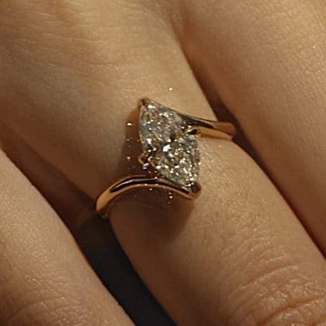 Anillo de compromiso Sofiia con Diamante de laboratorio