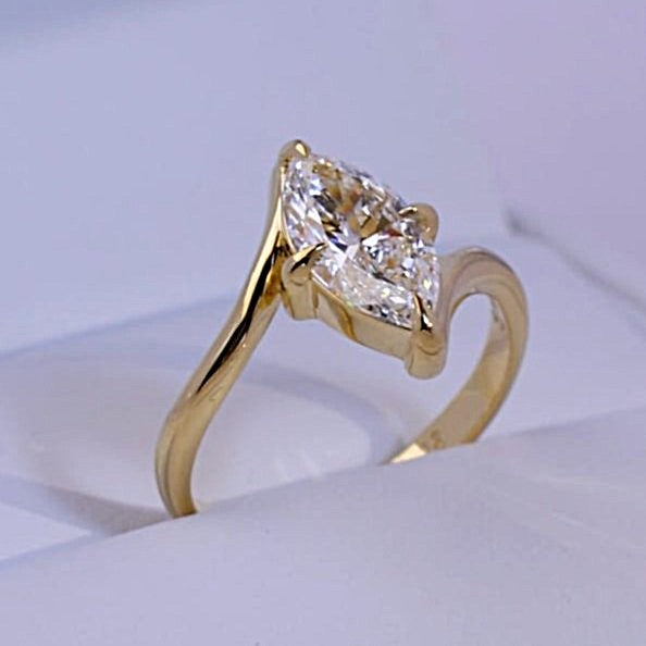 Anillo de compromiso Sofiia con Diamante de laboratorio