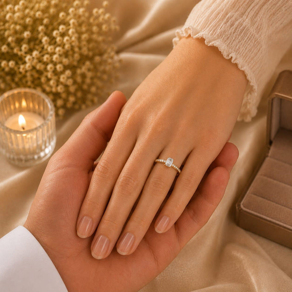 Anillo de Compromiso con Diamante de Laboratorio Génesis